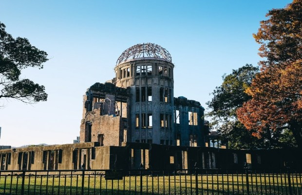 kinh nghiệm mua vé máy bay đi Nhật Bản - khu tưởng niệm hòa bình Hiroshima - Genbaku Dome