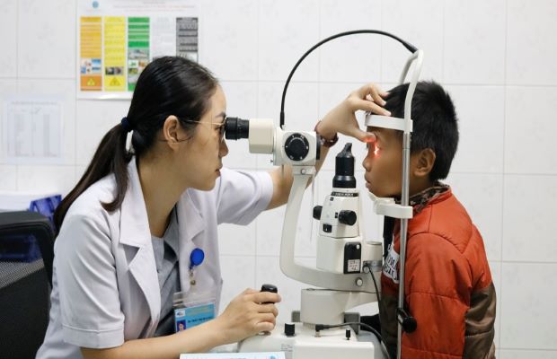 phòng khám mắt Đà Nẵng - Bác sĩ Nguyễn Quốc Đạt