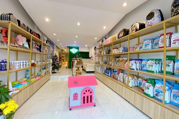 cửa hàng phụ kiện chó mèo Hà Nội đa dạng