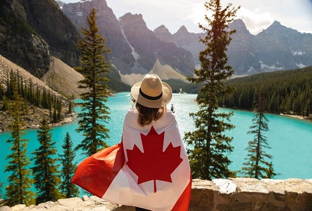 Tham khảo ngay dịch vụ làm visa Canada tại TPHCM giá rẻ 