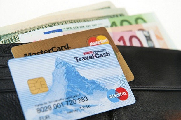 du lịch Singapore 2022 - thẻ tín dụng