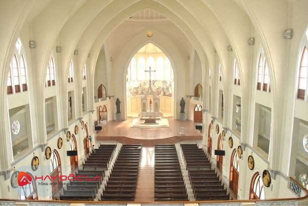Nhà thờ giáo phận Phú Cường địa điểm du lịch Bình Dương