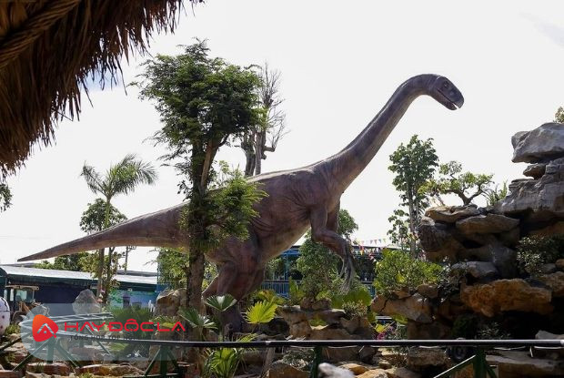 Công viên khủng long địa điểm du lịch Ninh Bình