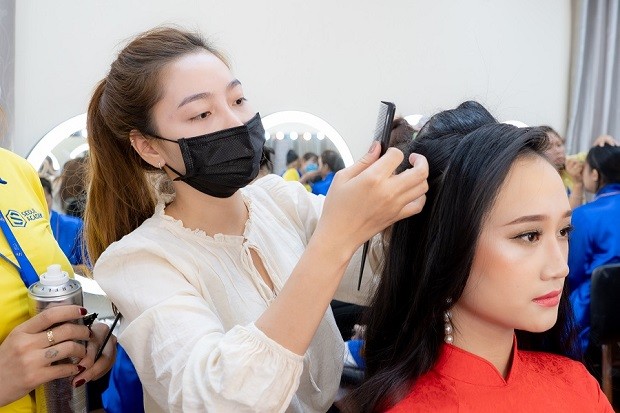 dịch vụ trang điểm tại nhà TPHCM - Hương Nguyễn Makeup