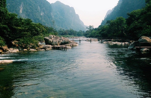 du lịch Quảng Bình 3 ngày 2 đêm - Suối nước Moọc
