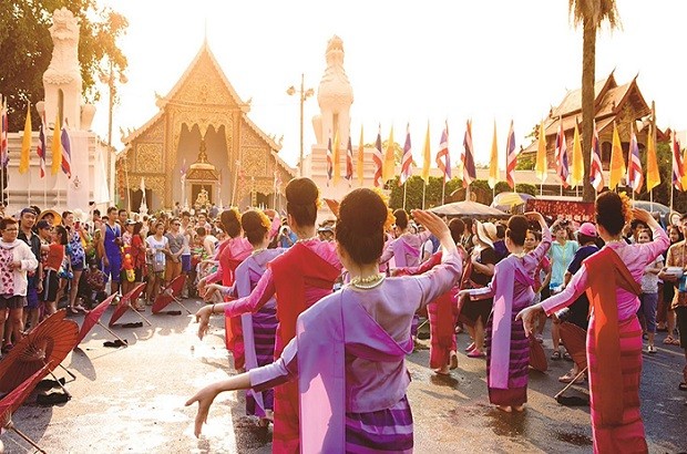 du lịch Thái Lan 2022 - Lòng yêu nước của người Thái Lan