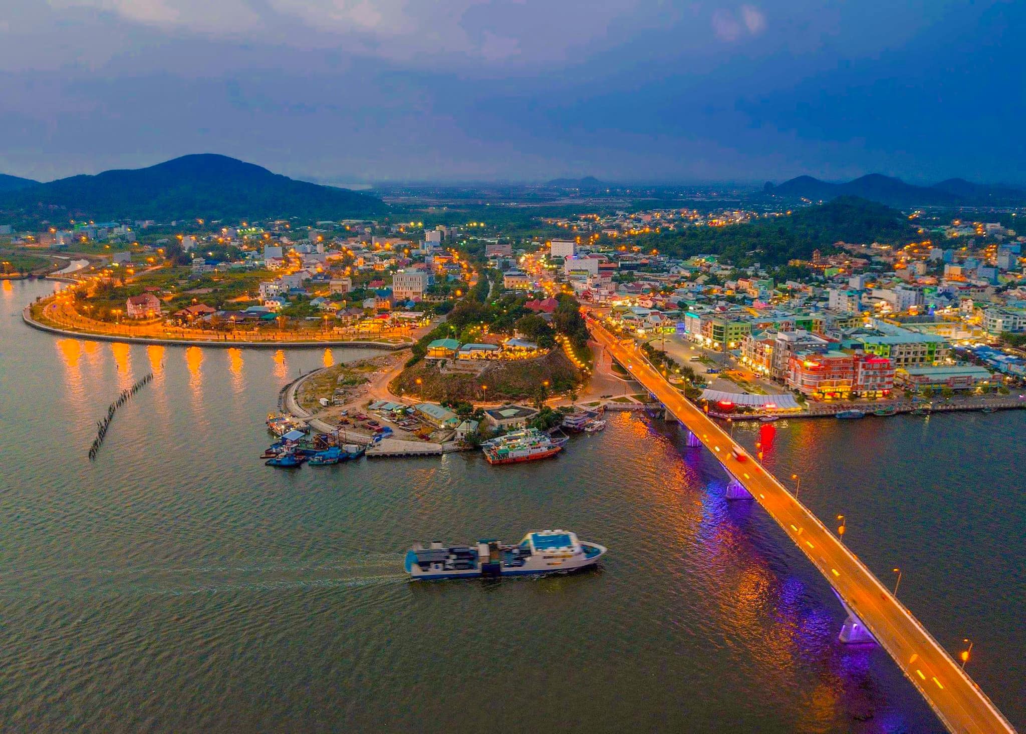 Địa điểm du lịch Kiên Giang - Thành phố Hà Tiên
