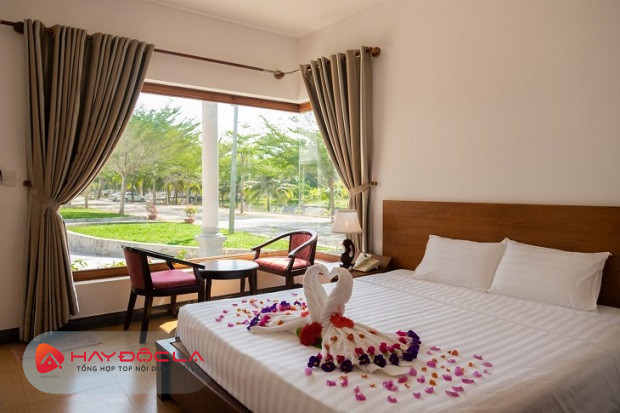 Khách sạn Bình Thuận giá rẻ - Đất Lành Beach Resort