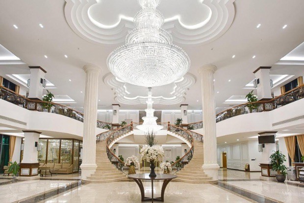 Khách sạn Quảng Ngãi 4 sao - Đại sảnh hiện đại