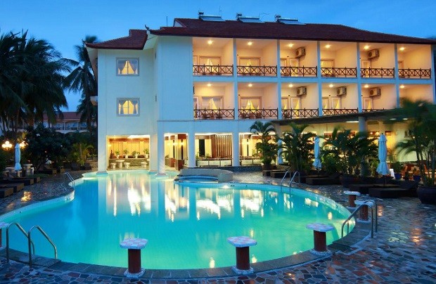 khách sạn view biển đẹp ở Bình Thuận - Swiss Village Phan Thiết Resort