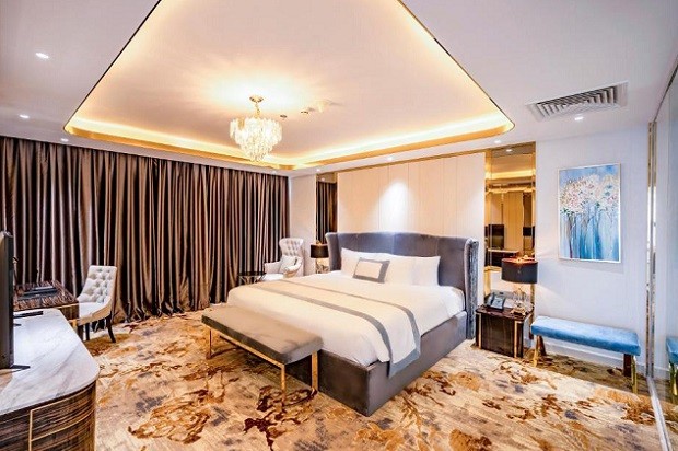 La Vela Saigon - Phòng Luxury Deluxe