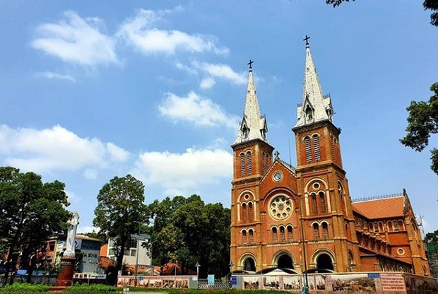 Mường Thanh Luxury Sài Gòn - Nhà thờ Đức Bà