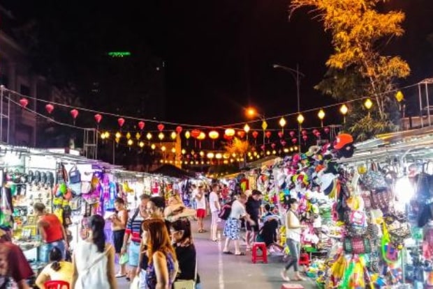 Tour Hà Nội Nha Trang Đà Lạt - Chợ đêm Nha Trang