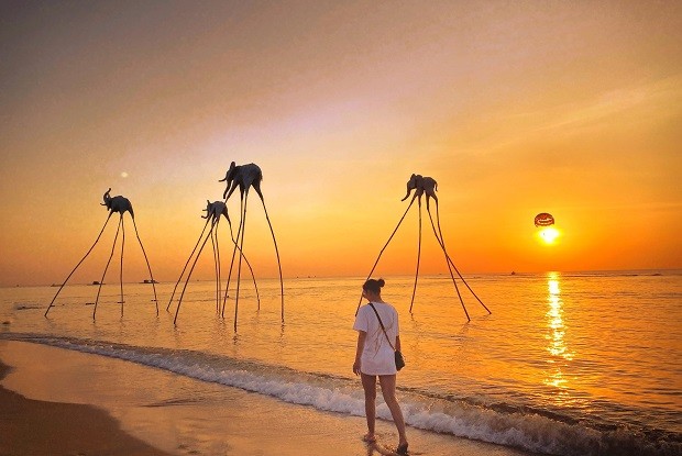 VinOasis Phú Quốc Resort - Sunset Sanato Beach Club