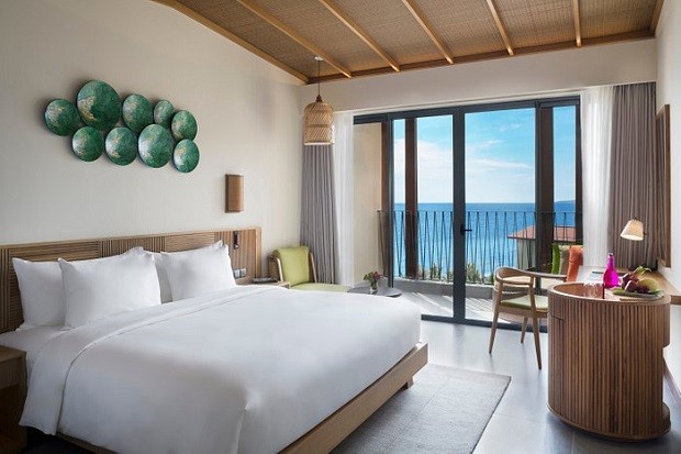 Dusit Princess Moonrise Beach Resort Phú Quốc - Deluxe Pool View Room