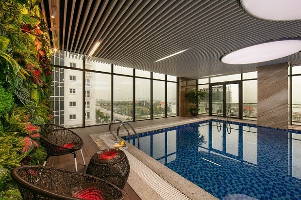 Ha Long Marina Hotel - Bể bơi