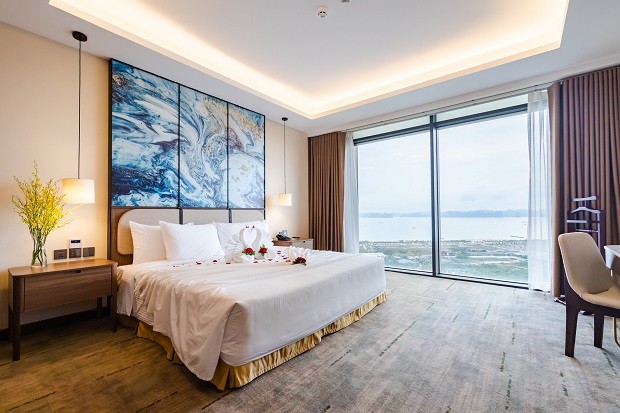 Mường Thanh Luxury Ha Long Centre Hotel - Phòng Premium Deluxe King