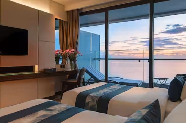 Queen Ann Nha Trang - Suite Triple Balcony