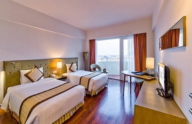 Mường Thanh Holiday Huế - Phòng Deluxe Twin River