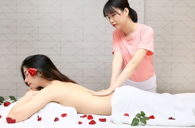 Luxury Massage & Spa q1
