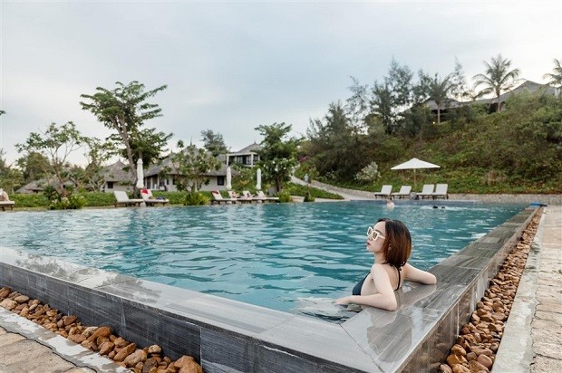 Crown Retreat Resort Quy Nhơn - Hồ bơi