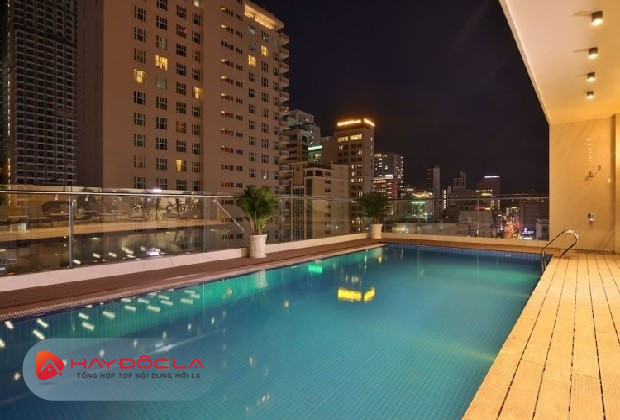 Sata Hotel Nha Trang có hồ bơi đẹp