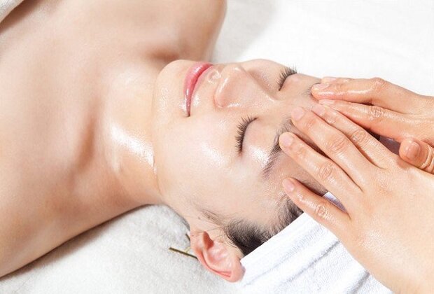 massage mặt tại Hansoha spa