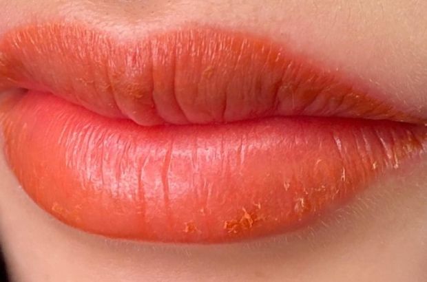 phun môi màu cam cà rốt - Thời gian