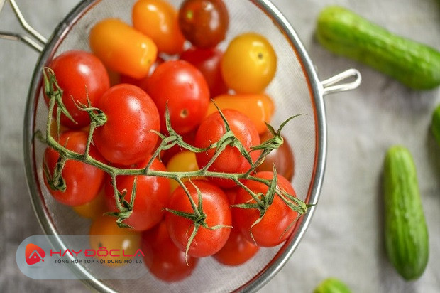 cách làm trắng bằng cà chua