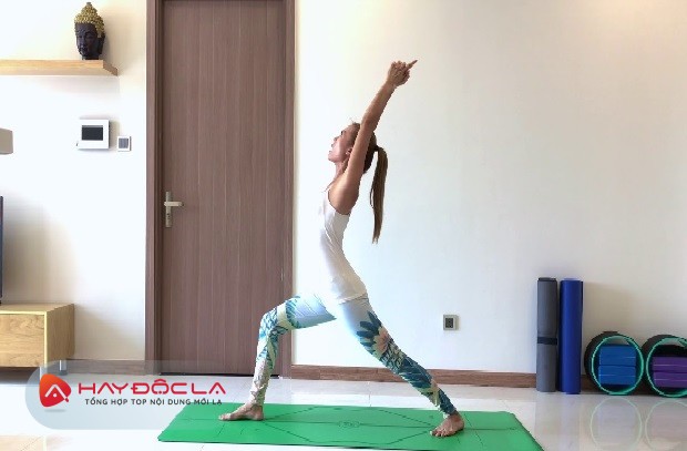 bài tập yoga cho mông nở