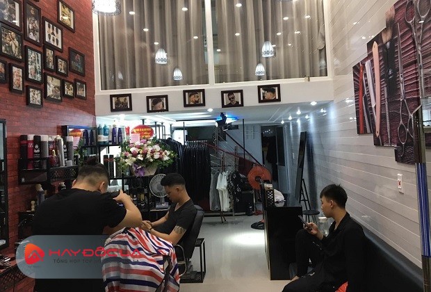 barber shop cắt tóc nam đẹp nhất Đà Nẵng - khói barber shop