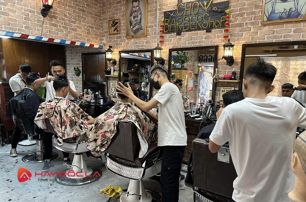 tiệm cắt tóc nam ở bình thạnh - Chow Barbershop