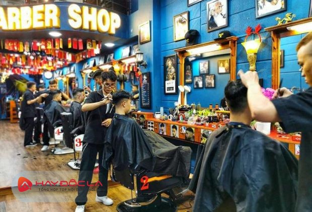 trải nghiệm dịch vụ làm đẹp tóc tại Minh Đức Barber Shop