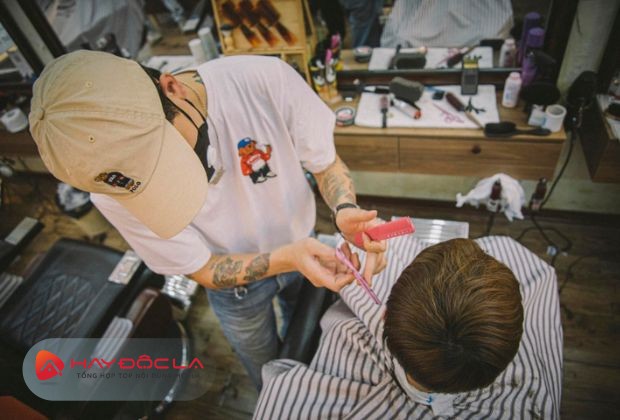 barber shop cắt tóc nam đẹp nhất Vinh Nghệ An - Funky Barber House