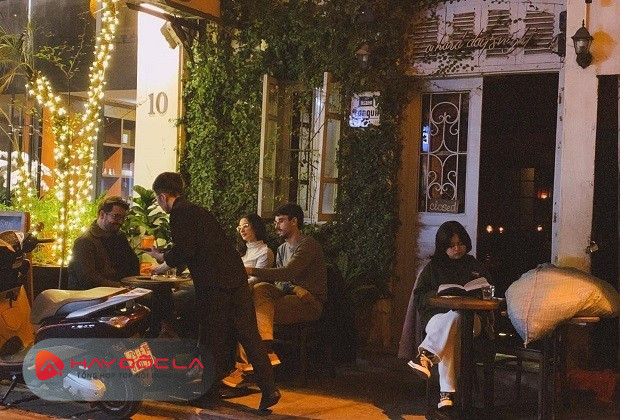 hidden bar Quận Hoàn Kiếm, Hà Nội - A hard days night