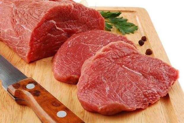 Thịt bò -  ăn gì để hết thâm mụn
