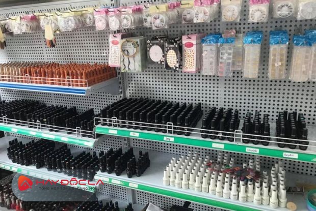 Cửa hàng bán phụ kiện nail tphcm uy tín nhất - Roy Beauty