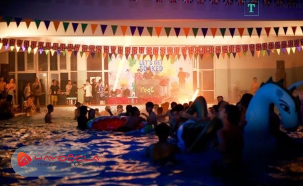 hidden bar Sundaze Pool Party tại quận 5 Sài Gòn