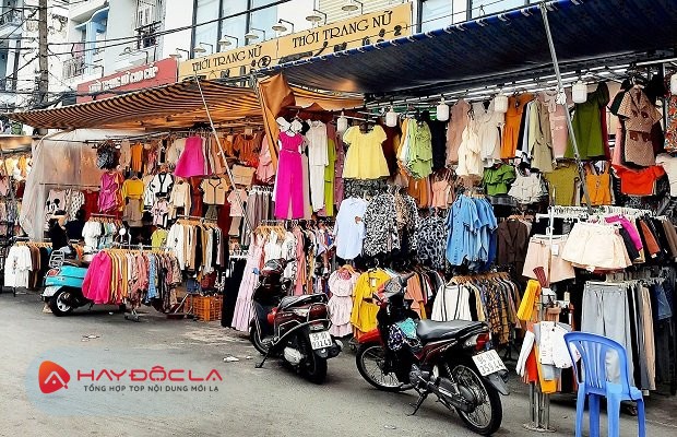 Địa điểm check in Sài Gòn - chợ Hạnh Thông Tây