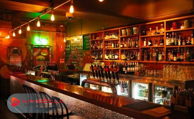 Hidden bar Quận 11, TPHCM - Bottoms Up Beer Club