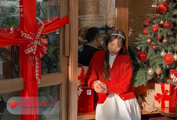 quán cafe trang trí Noel đẹp ở Hà Nội - Fuku