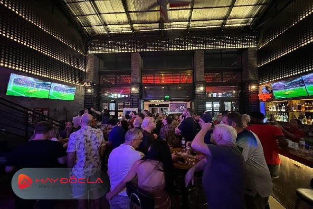 vũ trường Quận 2, TPHCM - The Orient Pub Saigon