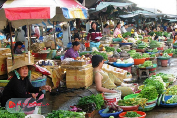 các khu chợ ở Tân Phú