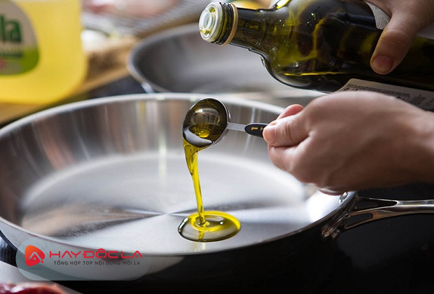công dụng của dầu oliu - Bảo vệ xương khớp